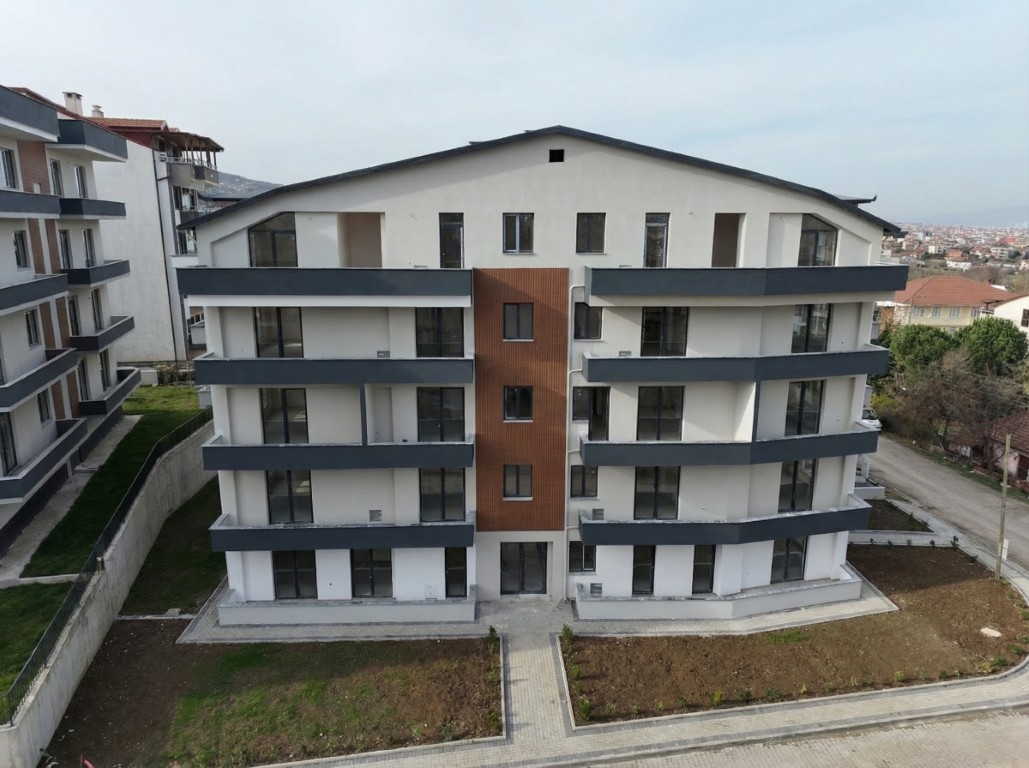 GÖLCÜK YAZLIKTA MAYIS TESLİM E.BANYOLU 3+1ÇATI DUBLEKS