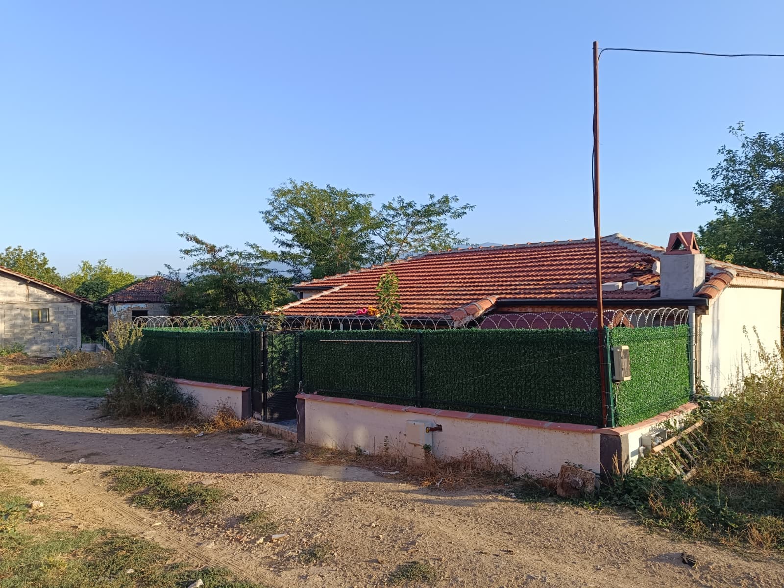 İZMİT BAYRAKTAR'DA BAHÇELİ MÜSTAKİL 2+1 EV